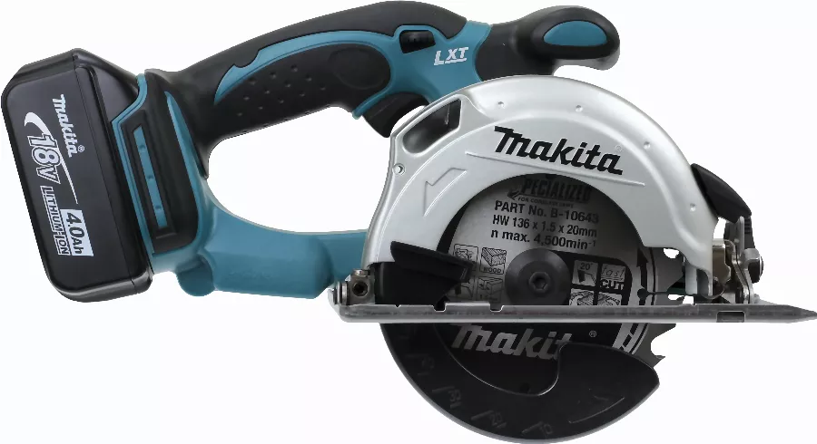 Scie Circulaire 18 V Li-Ion 4 Ah Ø 136 Mm MAKITA - 2 Batteries, Chargeur, Coffret - DSS501RMJ 1 Scie Circulaire 18 V Li-Ion 4 Ah Ø 136 Mm MAKITA - 2 Batteries, Chargeur, Coffret - DSS501RMJ