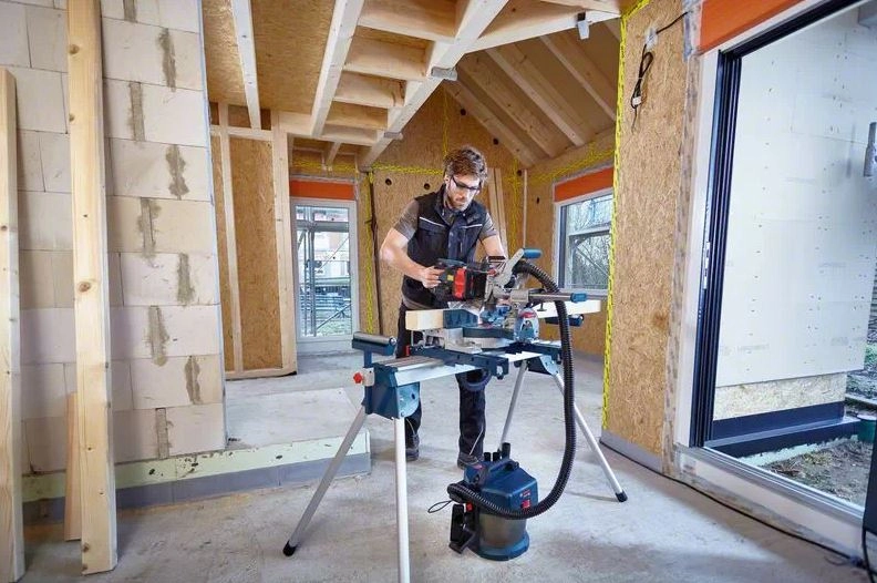 Scie Sur Table BOSCH GCM 18V-216 - Batt.2x8.0Ah - 0601B41001 2 Scie Sur Table BOSCH GCM 18V-216 - Batt.2x8.0Ah - 0601B41001 – Image 2